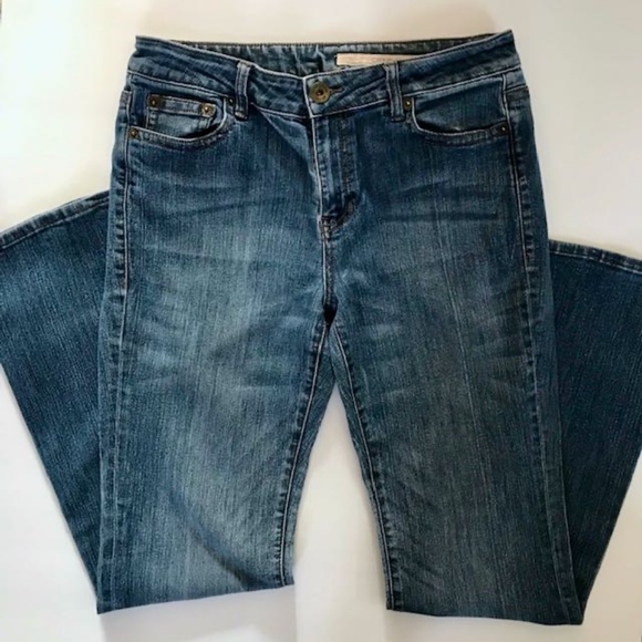 Donna Karan DKNY Flare Leg Jeans - Picture 2 of 8